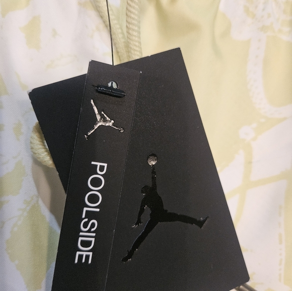 NWT Jordan Poolside swim trunks sz M - Picture 2 of 6